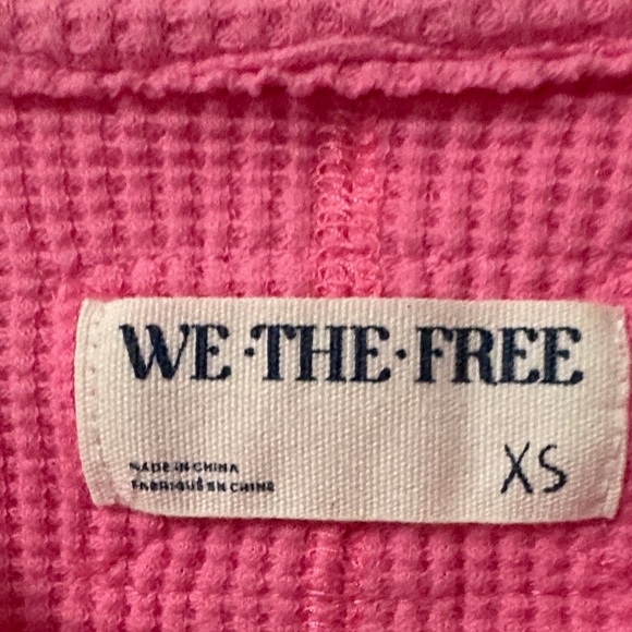We The Free Mixed Up Cuff Textured Top - Picture 2 of 6